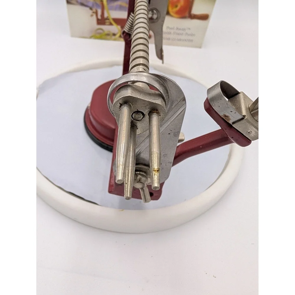 Back‎ to Basics Peel Away Apple Peeler Red Cast Iron Suction Base Corer Slicer